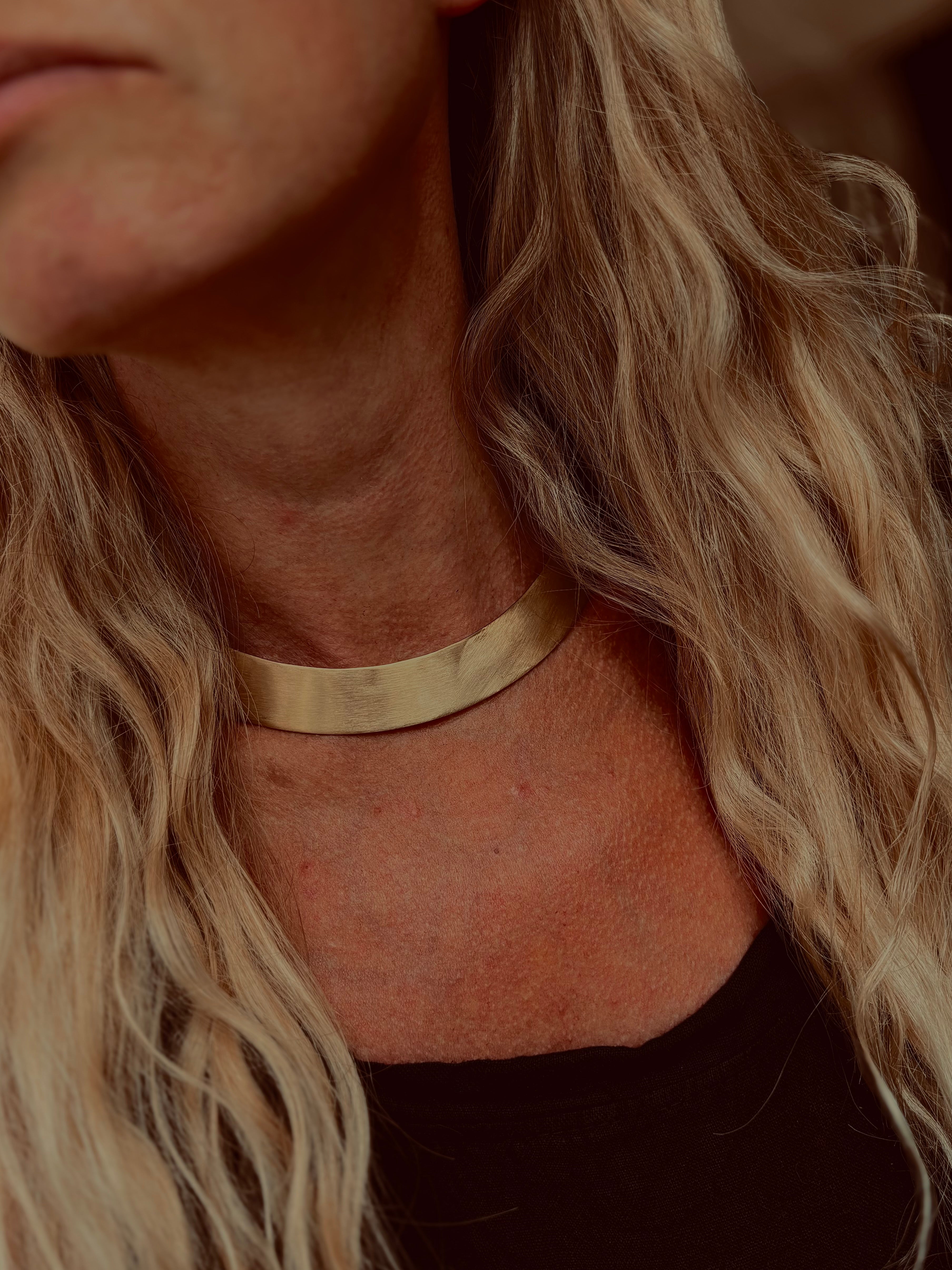 Zaya collar necklace
