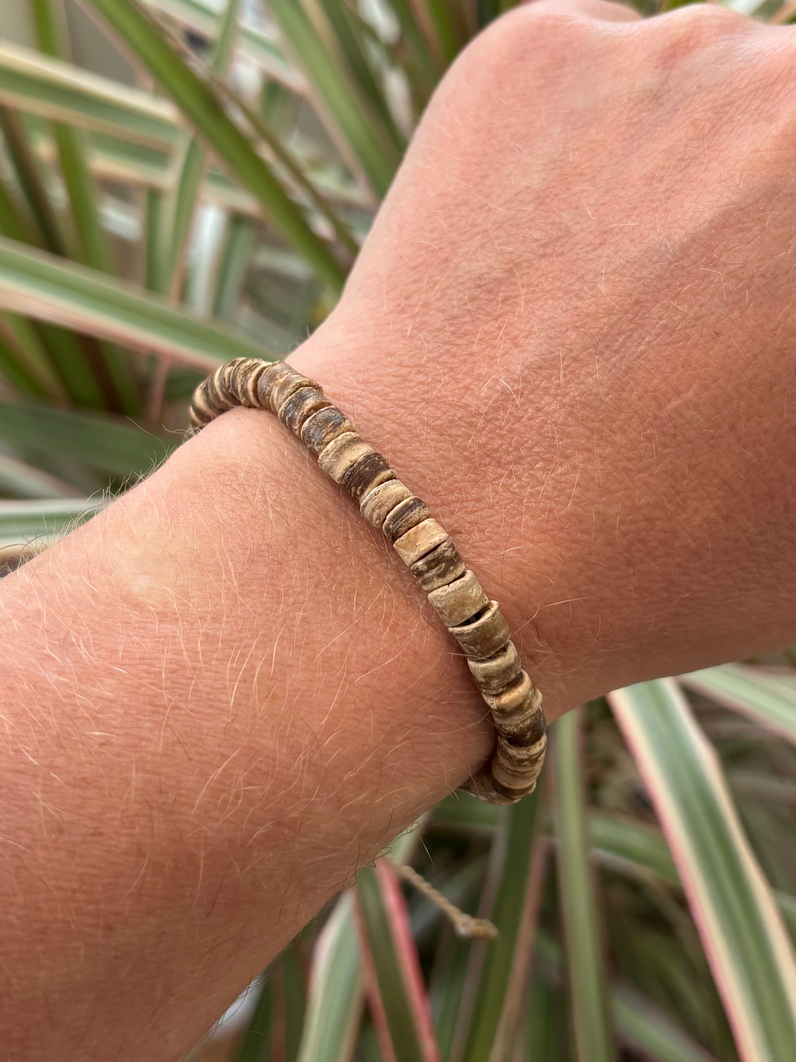 Coconut bracelet