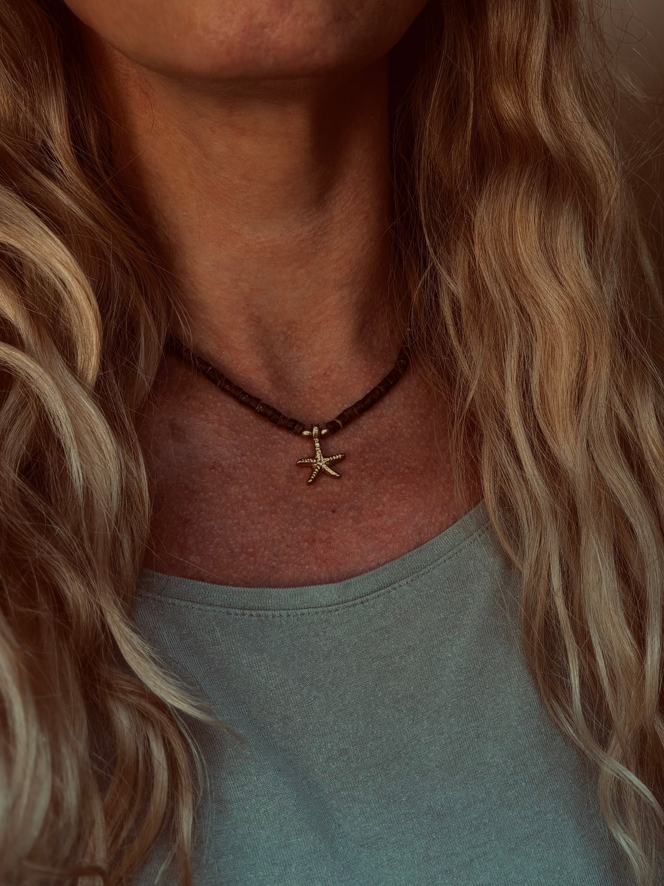 Sea star necklace