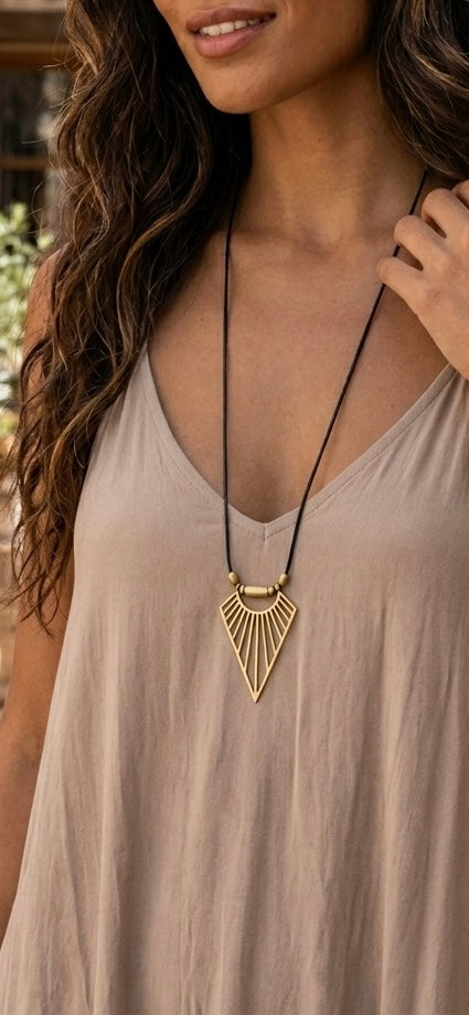 The Horizon Necklace