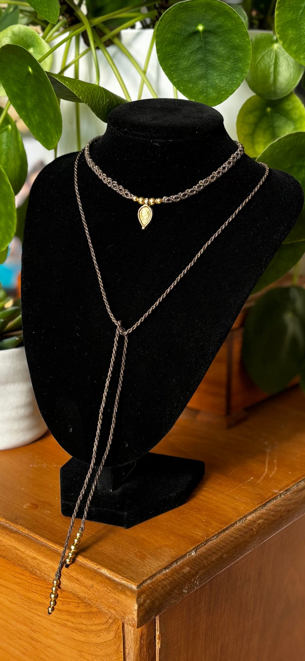 The Earth wrap necklace